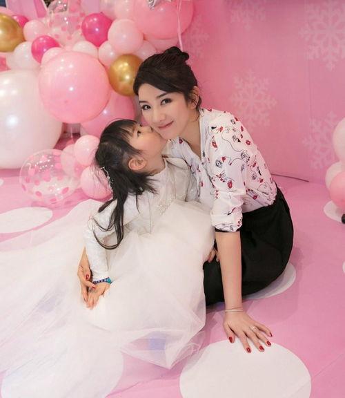 母女最新爆料,揭开家庭纷争背后的真相